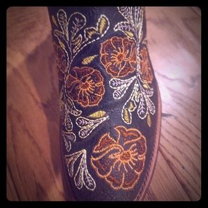 Macie Bean Vamp Cowgirl Boots